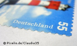 Die gute alte Briefmarke hat vielleicht bald ausgedient